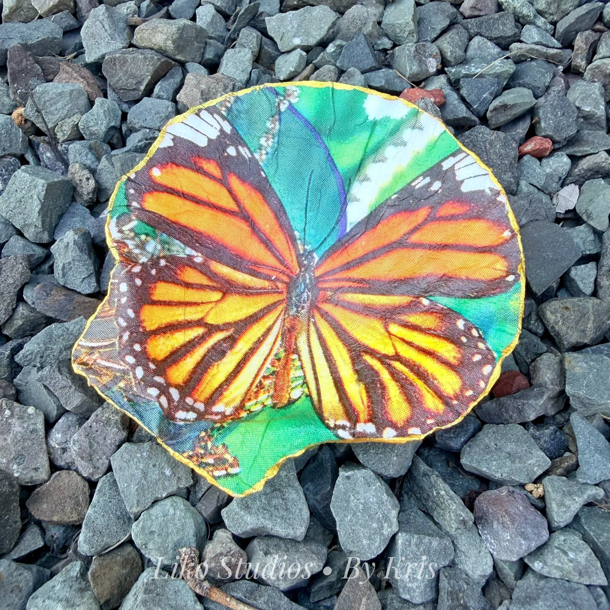 Monarch Butterfly | Scallop Shell Trinket Dish