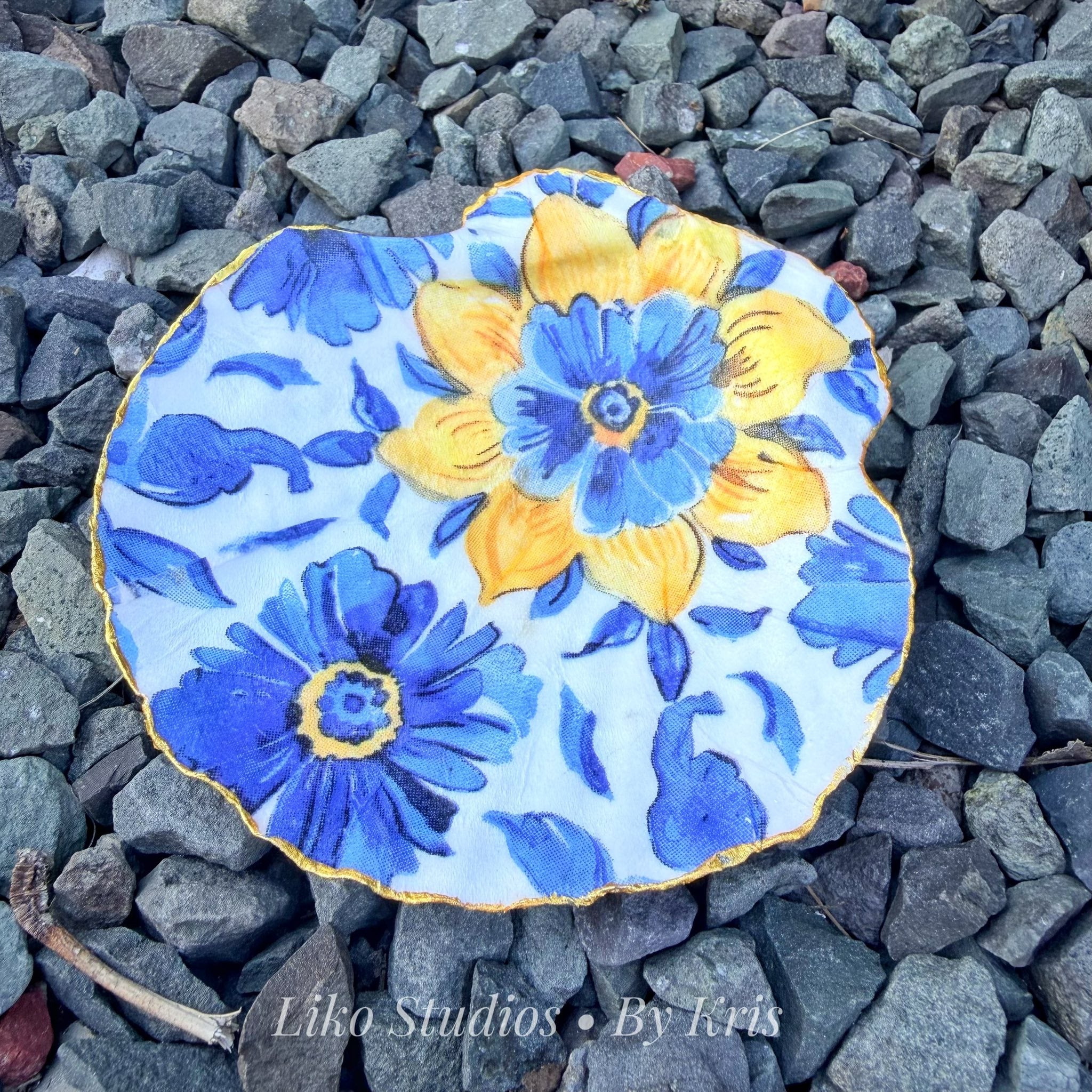 Tea Time | Scallop Shell Trinket Dish